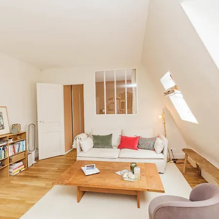 Nice Apartment For 2 With Balcony In Paris! Apartamento *
