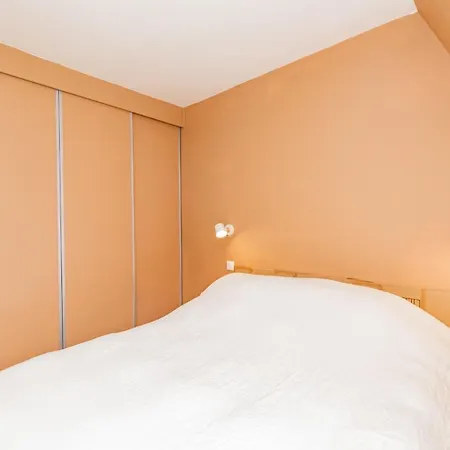 Nice Apartment For 2 With Balcony In Paris! Apartamento